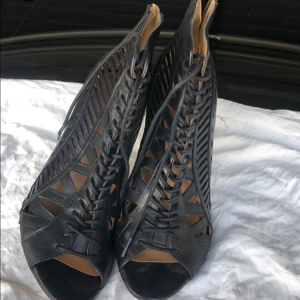 NINE WEST cage shoes